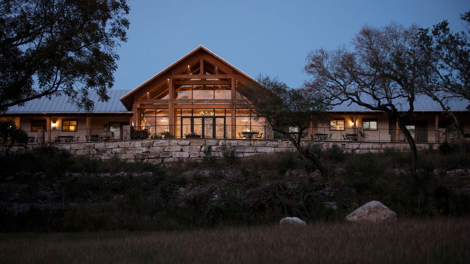 Lodging & Dining at Joshua Creek Ranch